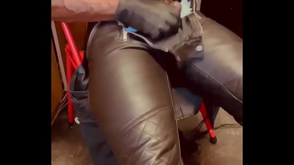 Leatherjeans And High Leather Boots Titplay & Cum thumbnail