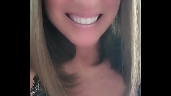 Dildo Sucking And Fucking With Sexy Milf Nikki thumbnail