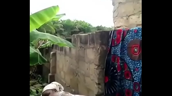 african_babe taking bath