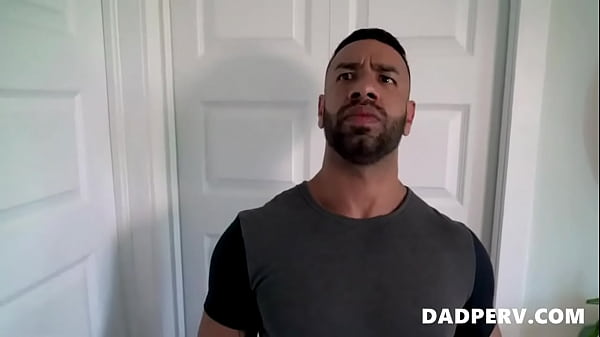 Play MP4 - Step Daddy Ramming His Horny Twerking Stepson