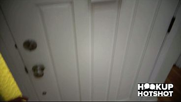 Nonton Stunning Angel Youngs Is Horny For Bryan Gozzling's Rough Fucking! thumbnail