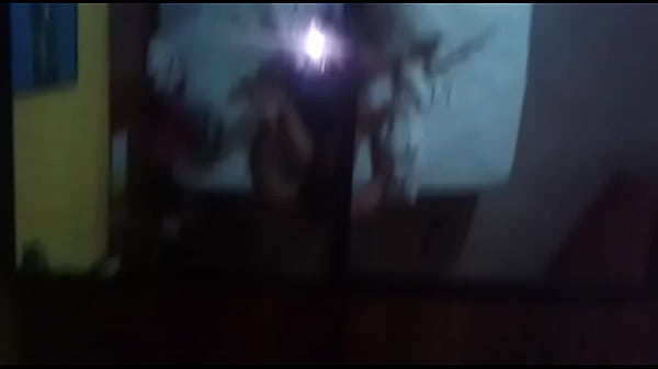 Nonton Le Encanta El Guevo thumbnail