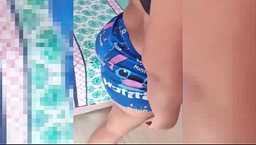 cunado caliente atrapa por sorpresa a latina culona para bajarle la calentura