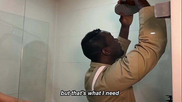 Play MP4 - Hot busty MILF can't control herself and offers herself to the plumber with a big cock - Monique Fuentes