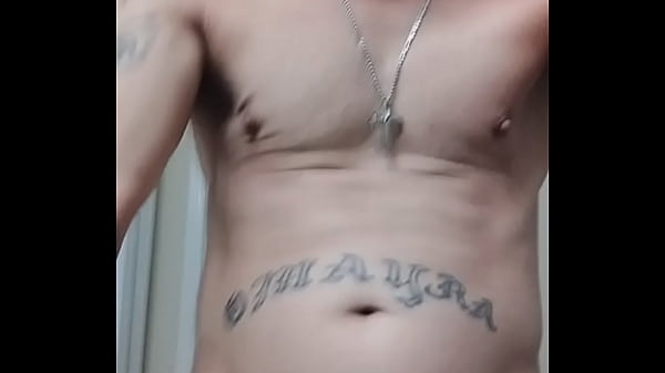 D&aacute_ndome un ba&ntilde_o y olvid&eacute_ que me tengo q masturbar