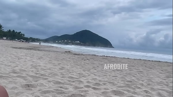 Play MP4 - M&eacute;nage na praia do Guaruj&aacute; - &commat;OFCAFRODITERJ &commat;OIALANACARVALHO