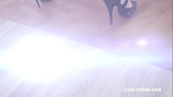 Vanessa Vaughn comesback toget fucked likea bitchIV373