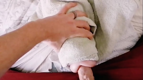 Big Dick Guy Fucks His Fleshlight thumbnail