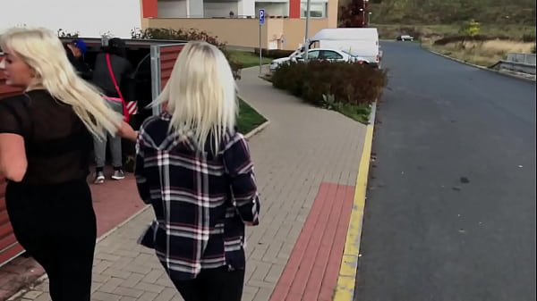 Pussy Oops And Downblouse Boobs Of Teens thumbnail