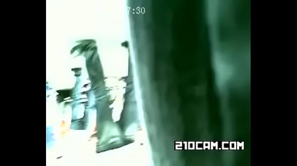 Nonton Good-lookin Woman British Petite Playing Both Holes Wtm thumbnail