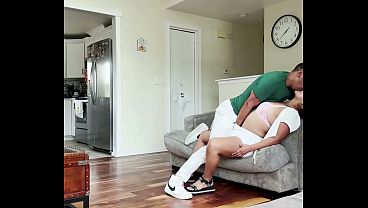 Caliente Y Apasionado Sexo Con Una Linda Jovencita De Co&ntilde;o Apretado - Orgasmo Largo thumbnail