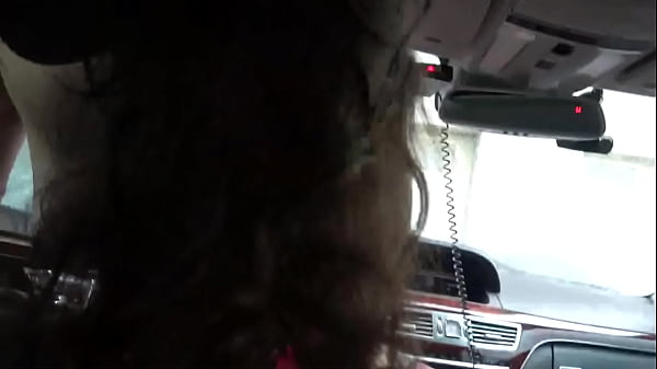 Squirting Car Sex With Hot Date thumbnail