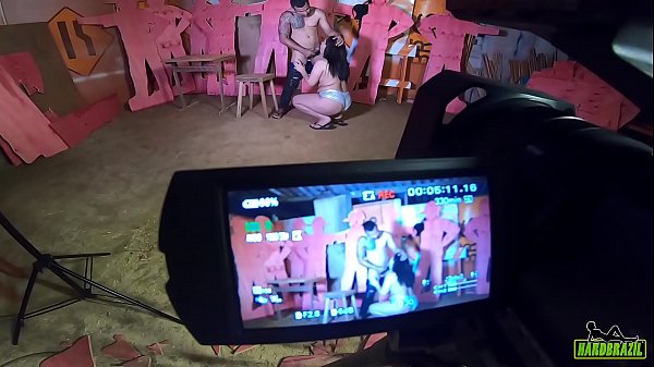 Por trás_das câmeras de_GabrielaRamos gravando_com Bettohfitness na marcenaria_- Binho_Ted - Sandro Lima