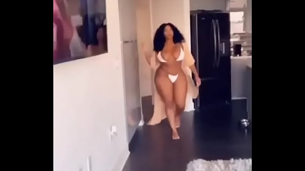 Rica Morena Tetona Y Nalgona thumbnail