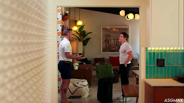 Play MP4 - Horny Photographer Rails Beefy Stud At Sex Positive Resort - Goldenrod Resort ep&period;1 - FULL SCENE - NextDoorStudios