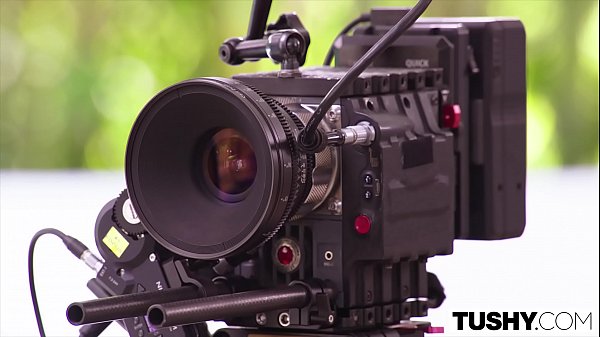 Play MP4 - TUSHY Petite Elsa fulfills her anal threesome fantasy