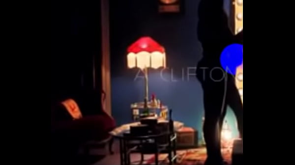 salut a tout le monde je suis la 