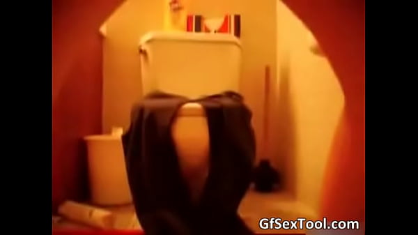 Nonton Nasty Babe Masturbates With A Toothbrush thumbnail