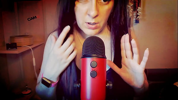 Nonton Sensual Mouth Sounds For Beautiful Italian Milf thumbnail