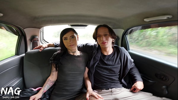 Nonton Follada En El Carro, Casi Nos Pilla La Policia (real) - Alina Svetlana Ft Leyton Big thumbnail