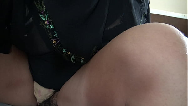 Play MP4 - hairy algerian mom in hijab masturbates her old pussy