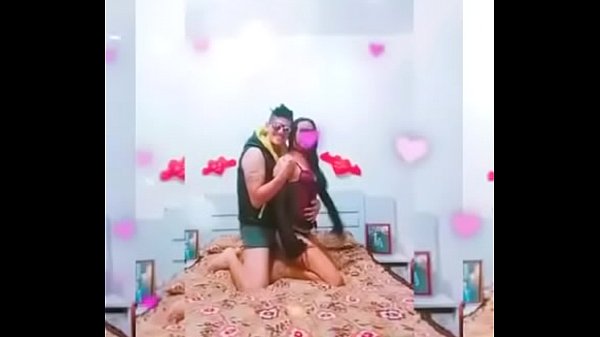 Play MP4 - Thaynara & Diego na cama