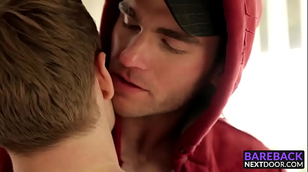 Jonah Marxfucks the cum right outof his_ex Gabriel Cross