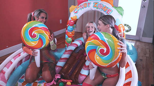 Nonton Candyzone thumbnail