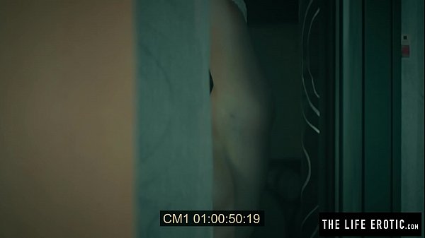 Play MP4 - Secretly recording a sweet girl in white stockings masturbate hard