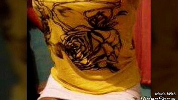 Puta sabrosa ense&ntilde;ando las nalgas 