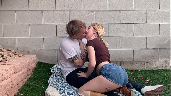 Play MP4 - Cute And Tiny Teen Sage Fox Creampied During Picnic
