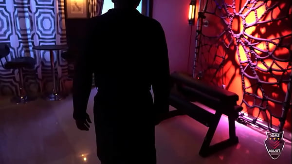 2bubble booty cali caliente gets doggy styled & spermed 