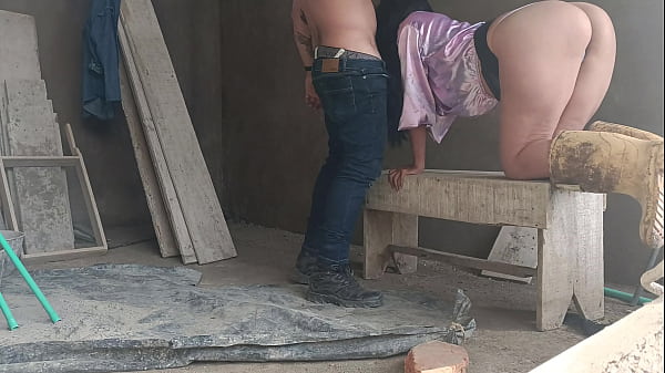 Le Pago Al Maestro De Obra Con Sexo Soy Una Ingeniera Que Le Pago A Mis Obreros Con Sexo, Me Gusta Que Me Rompan El Culo Y Me Llenen De Leche Mi Concha thumbnail