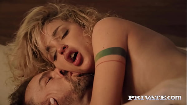 Geishakyd_in the Hotel of_Mischief