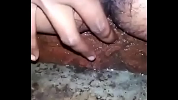 Long_hairy women fingering hard