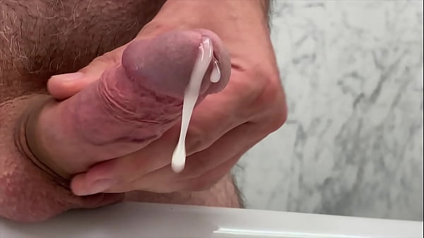 Play MP4 - Me masturbating to orgasm 2