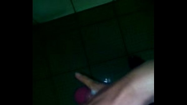 Play MP4 - suc trong phong tam