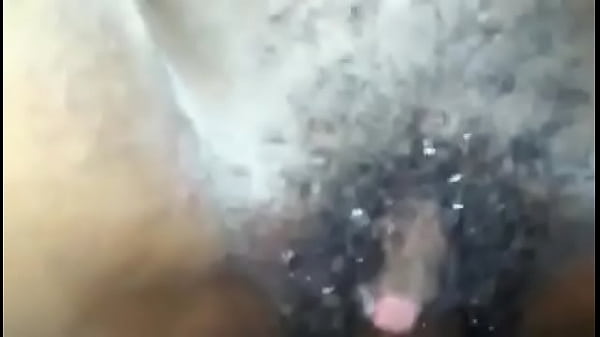 Nonton Damn Wet thumbnail