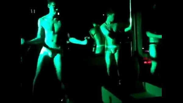 Play MP4 - Gay bar in Thai 2