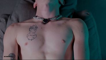 Hard Cock Meets Vibrating Toy on the Couch