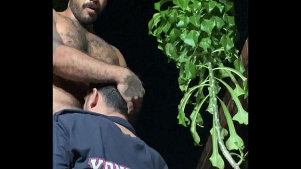 Comi o novinho na obra - Assista completo (RED) 