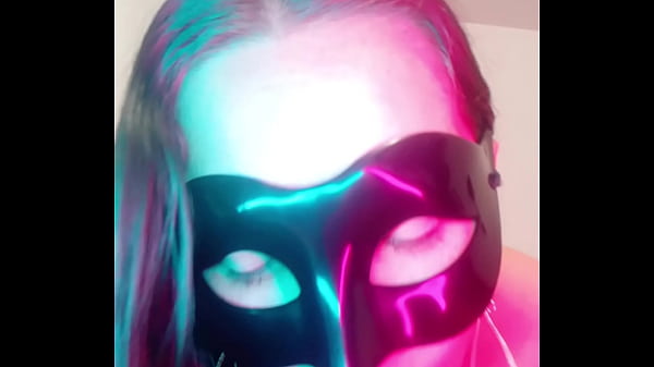 Esposa Puta Se Masturba Y Se Graba Video Para El Nuevo Jefe De Su Marido Le Encanta Probar Vergas Diferentes 1 