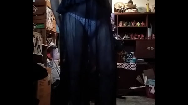 Travesti en doll negro transparente