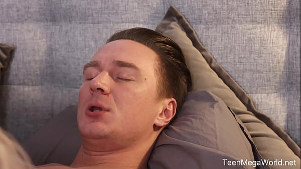 Play MP4 - Anal-Angels&period;com - Hanna Rey - Sweetie washes her face with sperm