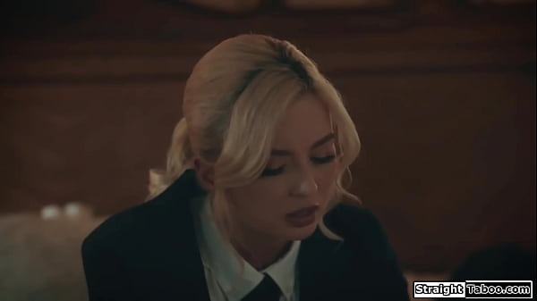 Teengets double penetrated_by her classmateand hisstepbro