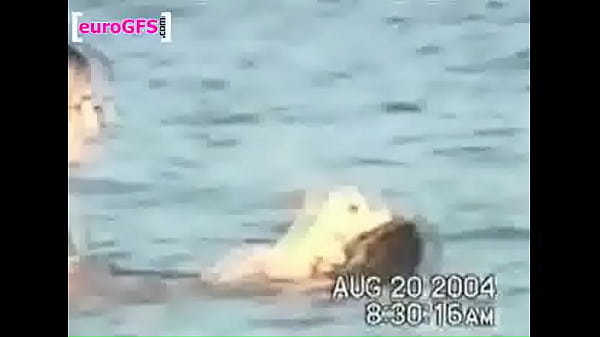 Gabriella fucks a guy_in the water