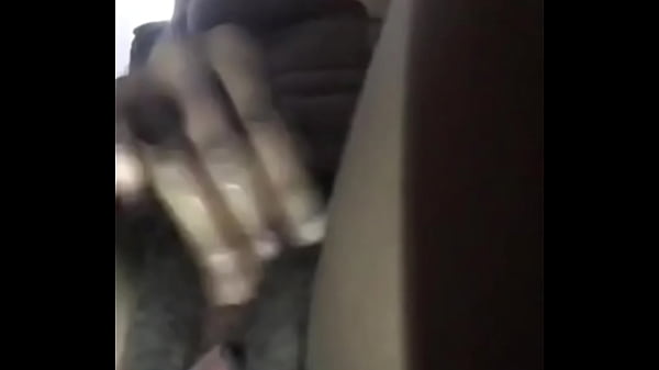 Play MP4 - 18 year old girl masturbates at work office and squirts loudly