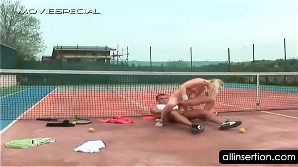 Slim blonde rides cock and gives bj on tennis field 