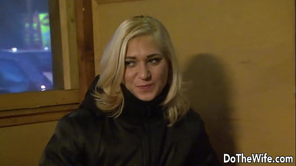 Linda Ray Feeds_BBC Creampie to_Her Cuckold After Getting All Holes Fucked