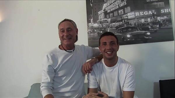 Tammie Wishes She Tried Lesbian Sex Sooner thumbnail